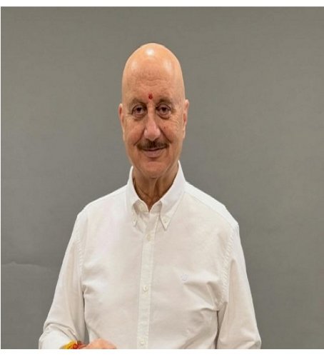 Anupam Kher gets emotional on Friendship Day, says true friends bring strength and comfort
