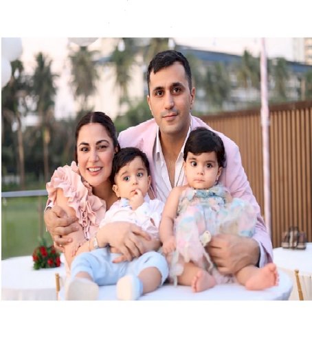Shraddha Arya shares her baby’s first attempt at taking a picture, says, ‘training my future personal photographer’