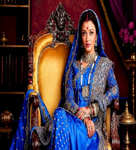 Aishwarya Rai Bachchan, SRK and Madhuri Dixit's 'Devdas' redefined costume design