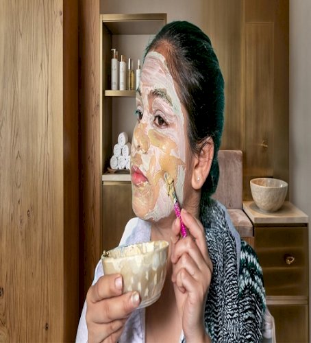 Mix these 5 things in Multani Mitti, you will get rid of facial dirt and oily skin.
