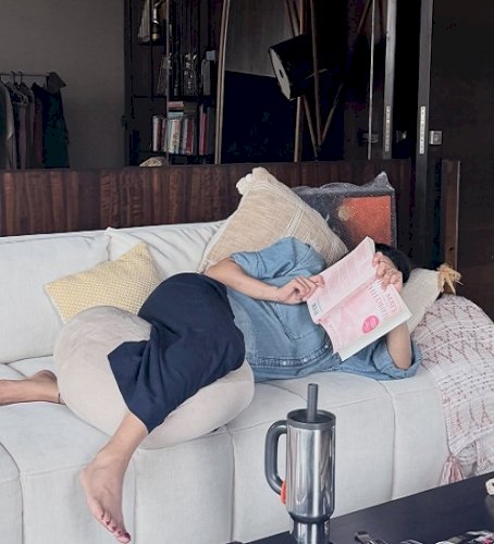 Samantha Ruth Prabhu reads maternity books as she prepares to welcome her firstborn