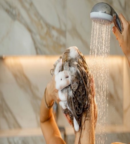 If you want to prevent hair fall, keep these things in mind while choosing shampoo, it will help in getting rid of itching and dandruff.