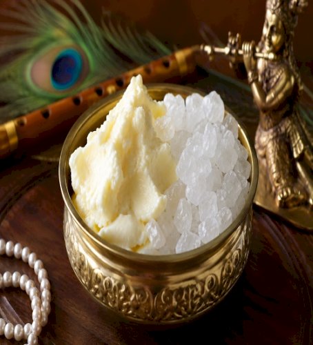 Janmashtami Special Makhan Mishri: A Traditional Bhog for Lord Krishna