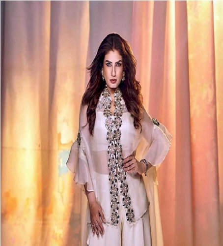 Raveena Tandon recalls juggling six film sets in a day with Karisma Kapoor in the 90s